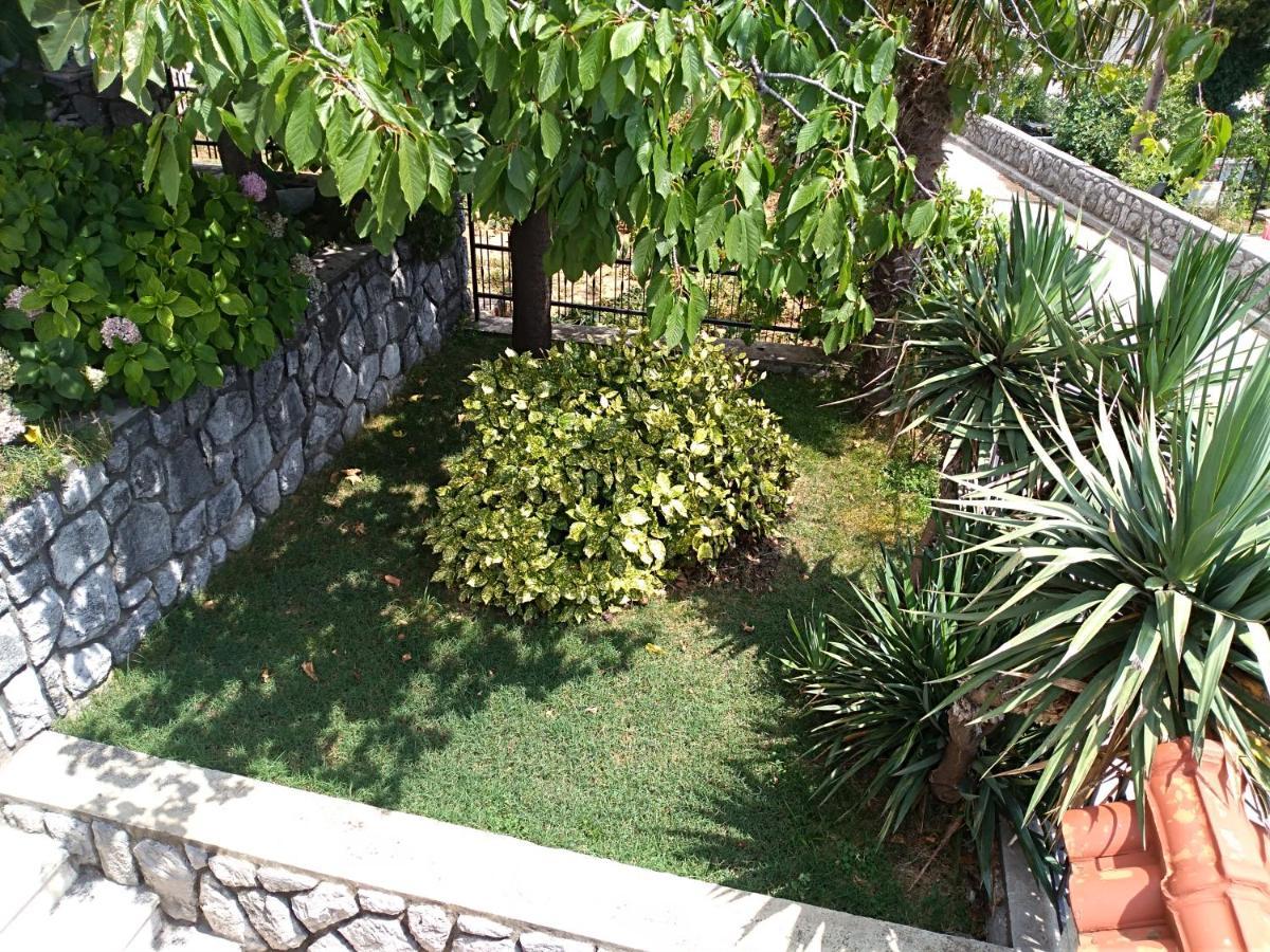 Apartment Mediterranean Garden ริเยกา ภายนอก รูปภาพ